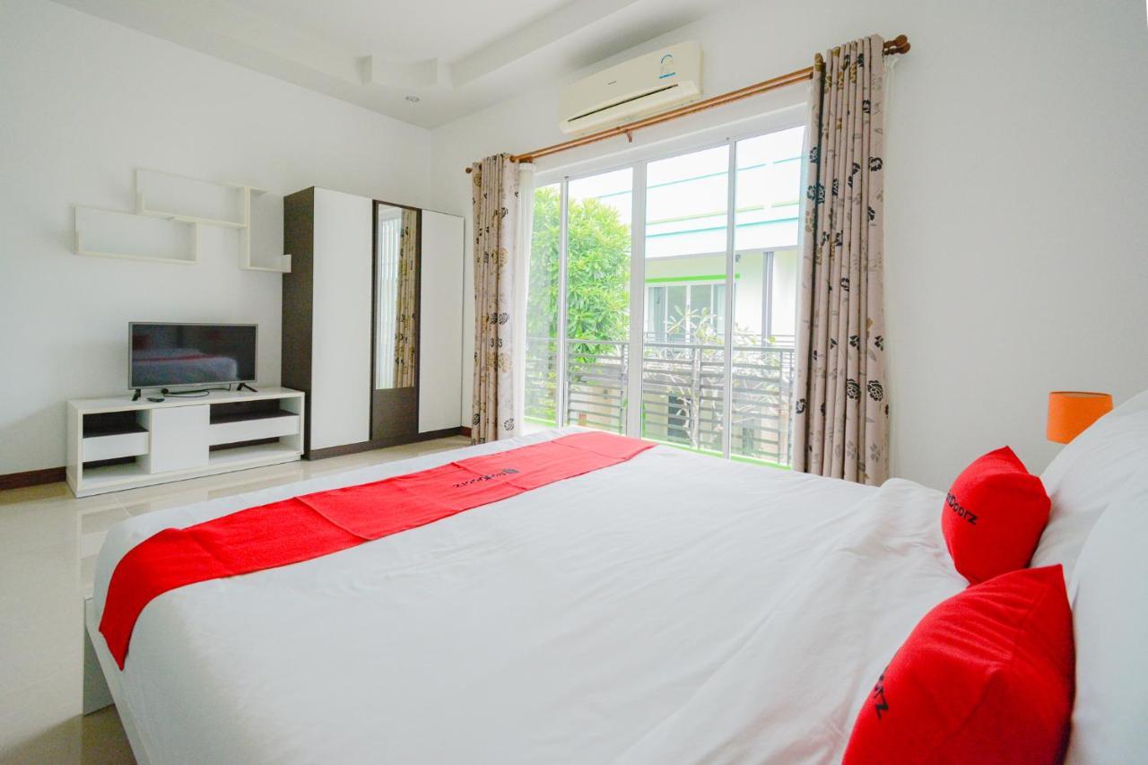 Baan Noppadol Hua Hin Resort Екстер'єр фото
