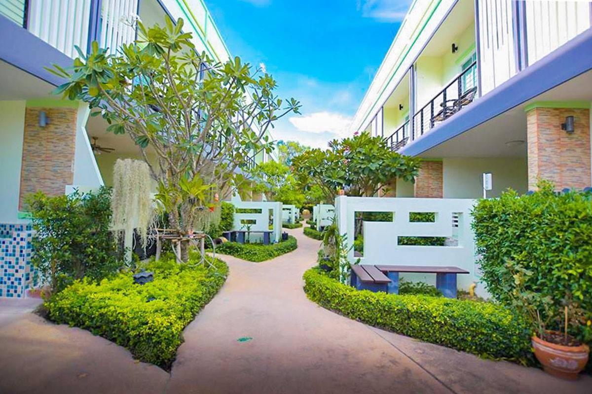 Baan Noppadol Hua Hin Resort Екстер'єр фото