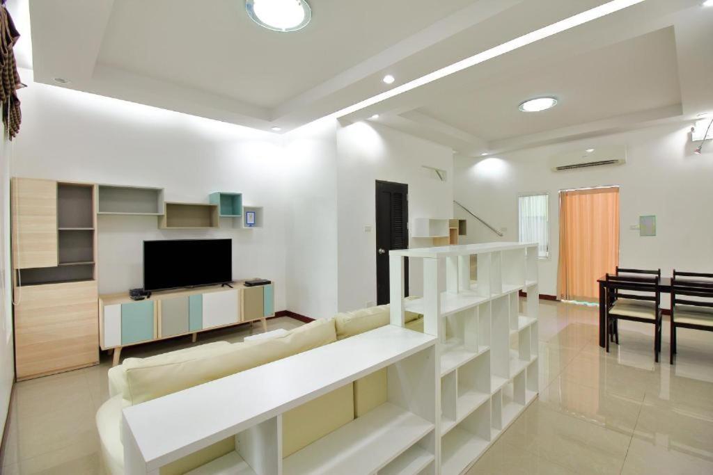 Baan Noppadol Hua Hin Resort Екстер'єр фото