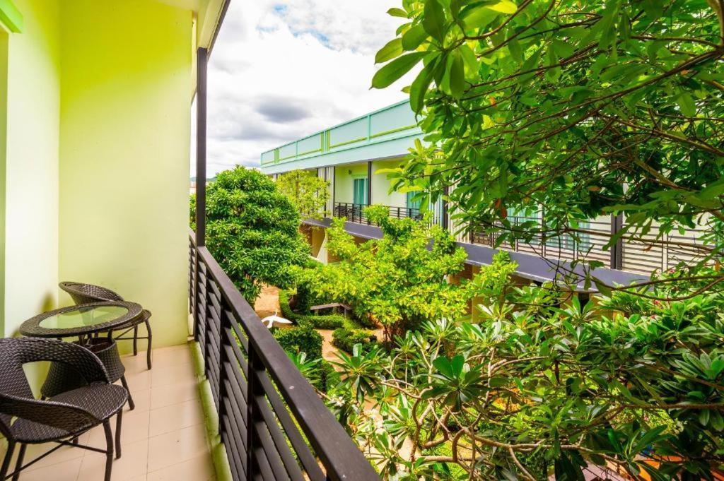 Baan Noppadol Hua Hin Resort Екстер'єр фото